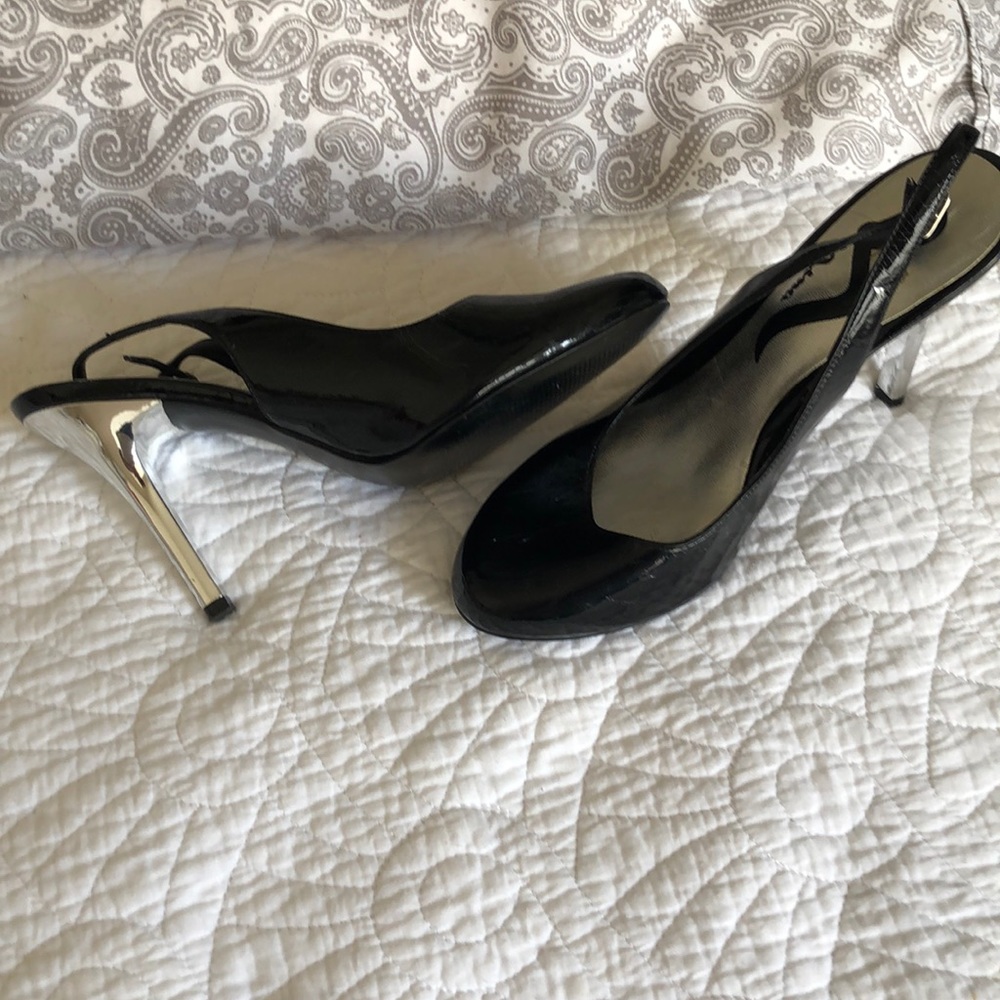 Sling back shoes